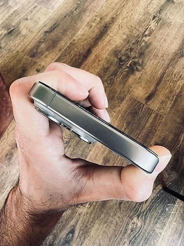 ıphon: IPhone 15 Pro, 128 GB, Natural Titanium, Face ID — 7