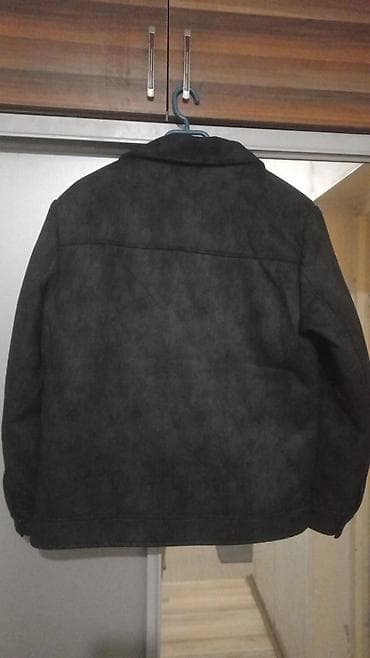Kurtkalar: Qara rəngli kişilər üçün gödəkçə. 60 manata alınıb, 1 dəfə geyinilib — 3