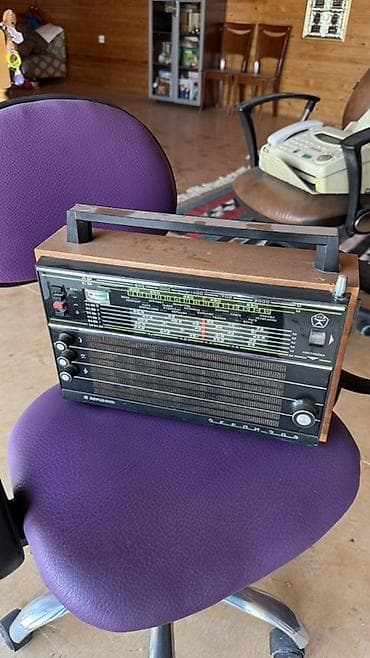 Radio: Sovet istehsalı “Okean-209” portativ radiopriomnik - Korpus: taxta — 1