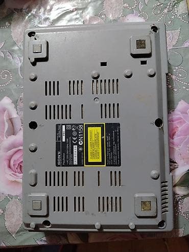 ayaq vannasi: Sony PlayStation (PS1) oyun konsolu – model SCPH-7502 Xüsusiyyətlər — 2