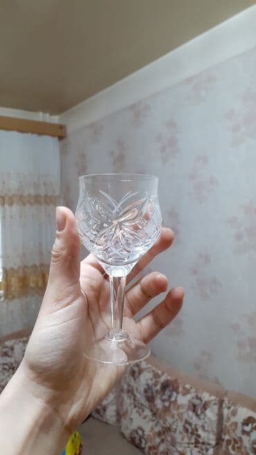 yuxuda xrustal qab görmek: Qədəhlər, rəng - Ağ, Xrustal — 2