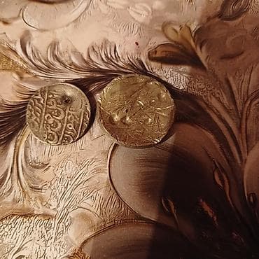 Sikkələr: Kolleksiya üçün qədim metal sikkələr – 2 ədəd - Material: sarı metal — 2