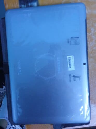 Samsung planşet - Marka: Samsung - Korpus: metalik arxa qapaq, tək