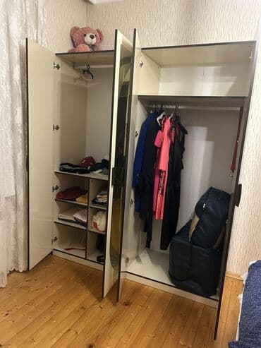 продаю старую мебель: Двуспальная кровать, Шкаф, Б/у — 3