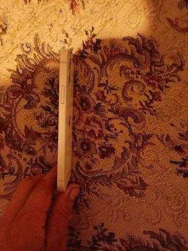 IPhone 12, Ağ, Simsiz şarj lalafo.az -da IPhone 12, Ağ, Simsiz şarj