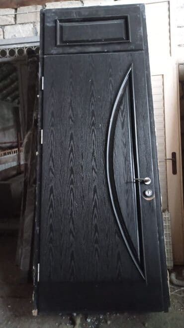 Qoruyucu plyonka və şüşələr: Metall qapılar – müxtəlif modellər - Material: möhkəm metal — 4