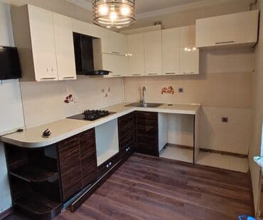 metbex mebeller: Mətbəx mebel dəsti – L formalı, müasir dizayn - Üst şkaflar: parlaq — 1