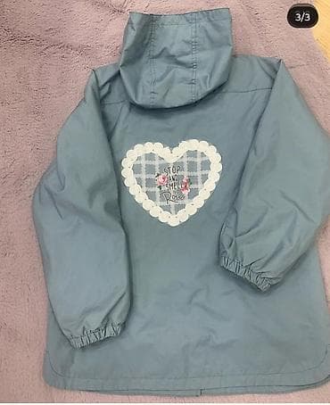 Uşaq üçün kapüşonlu yüngül plaş. Xüsusiyyətlər