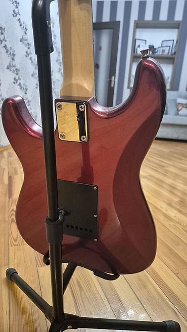 kitar: Elektron gitara, 6 sim, İşlənmiş, Ünvandan götürmə — 4