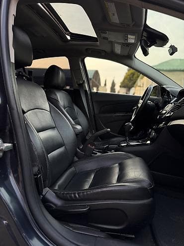 avtomobil oturacağı: Chevrolet Cruze: 1.4 l | 2014 il 197000 km Sedan — 7