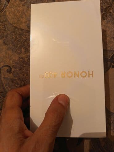 telefonlar mingəcevir: Honor 400, 256 GB, rəng - Boz, Zəmanət, Sensor, Barmaq izi — 2