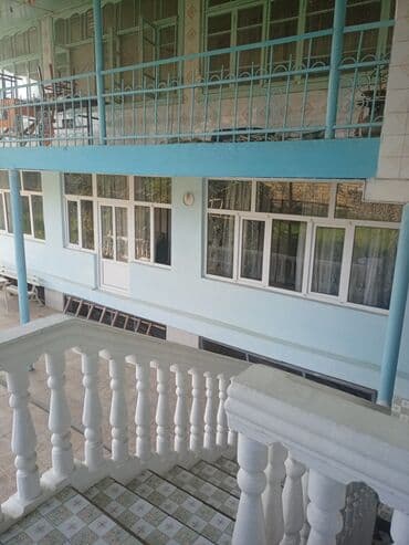 Həyət evi alıram: Kirayə verilir: geniş planlı həyət evi - Layihə: kərpic divarlı — 6