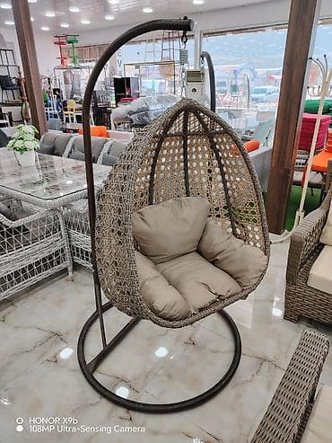 Yeni, Oturacaq-yelləncək, Zontiksiz, Həsir toxunuşlu