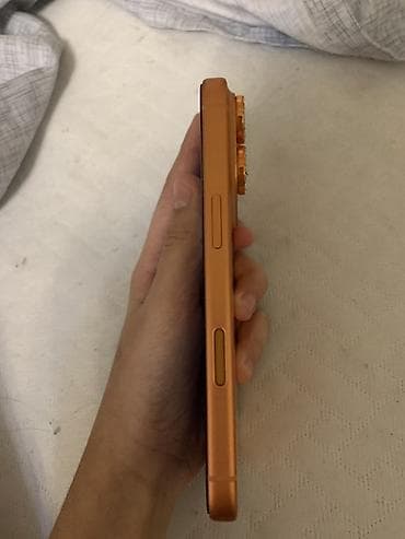 iphone 4 satilir: IPhone 17 Pro, 256 GB, Narıncı, Simsiz şarj, Face ID — 4