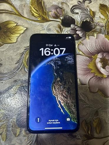 ipone 11 pro: IPhone X, 64 GB, Gümüşü, Zəmanət — 2