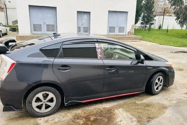 en ucuz masinlar turbo az: Toyota Prius: 1.8 l | 2015 il Hetçbek — 5