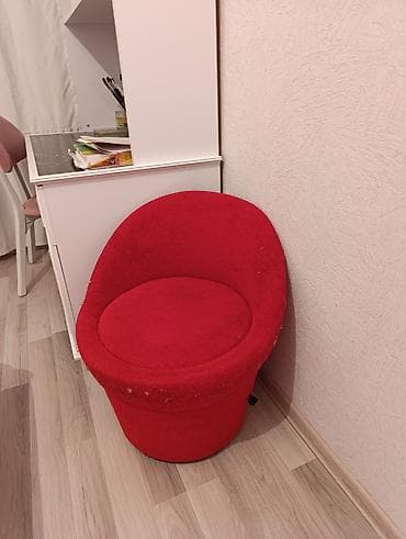 kral mebel: İşlənmiş, Kreslo-tumba, Parça — 1