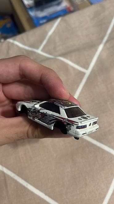 model maşınlar: Hot Wheels miqyaslı model maşınlar kolleksiyası barter olar hər hansı — 8