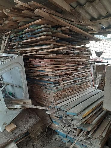 2 kub Baxton taxta satılır. Taxtalar möhkəm və keyfiyyətlidir, tikinti — 1