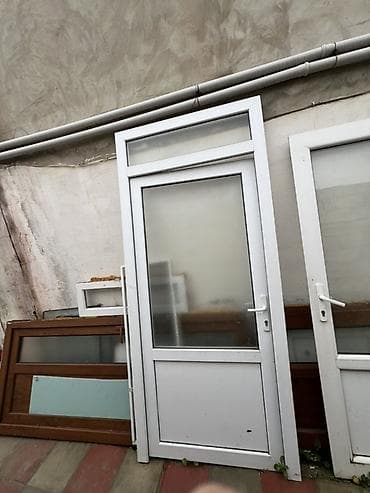 plastik qapilar: Plastik və taxta görünümlü giriş/qapı panelləri - Material: PVC — 2