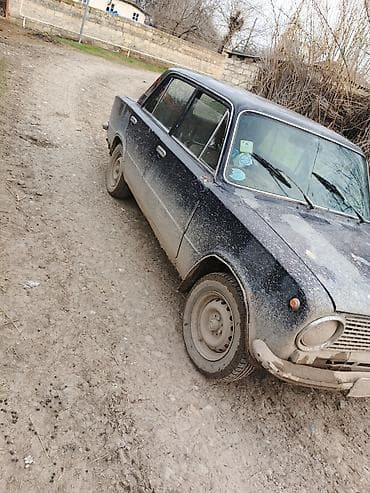 VAZ (LADA) 2101: 0.3 l | 1979 il 22222 km Sedan — 2