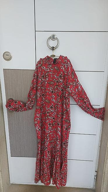 dress: Qadın uzun don – qırmızı, floral naxışlı təmiz kətandı. - Rəng və — 2