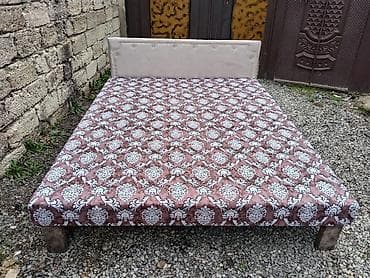 Toy paltarları və aksesuarları: Təzə çarpayılar. 1 nəfərlik çarpayılar 60manat. 2 nəfərlik taxt — 9