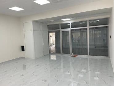 Nizami metrosuna yaxin 2-ci mərtəbədə yerləşən ümumi sahəsi 50 kv,m lalafo.az -da Nizami metrosuna yaxin 2-ci mərtəbədə yerləşən ümumi sahəsi 50 kv,m