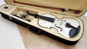 Məhsul: Skripka dəsti Təsvir: - Standart ölçülü klassik skripka, iki