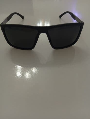 eyneklerin qiymeti: Kişi üçün eynək. rəng - qara. qiymət - 5 Azn çatdırılma - müəyyən — 2