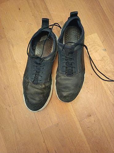 vesbet: Türkiyənin altı çatlamayan keyfiyyətli rahat ayaqqabı 41/42 razmerə — 1