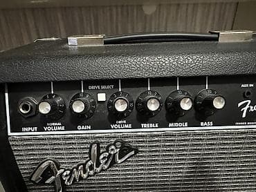 pa3x pro: İşlənmiş Gitara gücləndiricisi, Fender, 20 Vt — 2