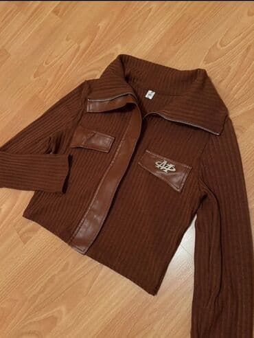 2 el geyimler: 1-2defe geyilib. S-M olcu — 2