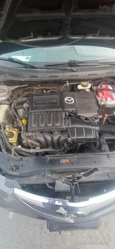 hediye qutusu: Mazda 3: 1.6 l | 2008 il Sedan — 6