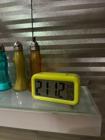 yeni il şənliyi 2022: Masaüstü saatlar, Elektron, Zəngli — 1