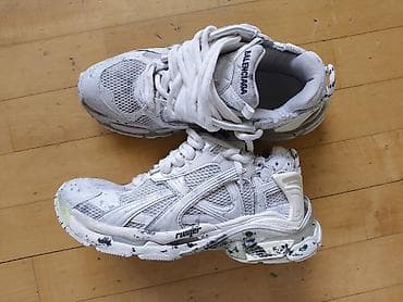 astar: Balenciaga Runner krossovkaları – ağ rəng, çoxqatlı texniki dizayn. - — 1