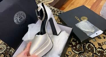 белые туфли новые: Туфли, Размер: 38, цвет - Белый, Б/у — 1