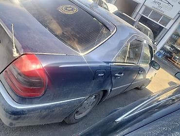 фольксваген поло л с: Mercedes-Benz C-Class (W202) sedan - Kuzov: 4 qapılı sedan, tünd rəng — 9