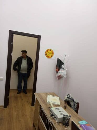 nerimanovda obyekt satilir: 28 may və nizami metrosuna yaxin yerləşən ümumi sahəsi 80 kv,m olan,3 — 6