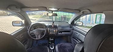 kia rio stopu: Kia Picanto: 1.1 l | 2004 il Hetçbek — 5