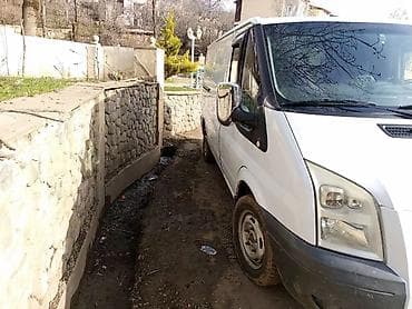 turbo az ford transit 8 1: Ford Transit yük furgonu - Kuzov: ağ rəng, iki arxa qapı tam açılan — 5