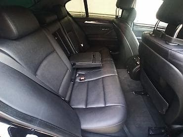 byd satisi: BMW 528: 2 l | 2016 il Sedan — 6