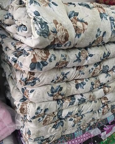 parçaların topdan satışı: Pambıq yorgan Hərcür yorgan döşək yastıq və yataq dəstlərinin — 1