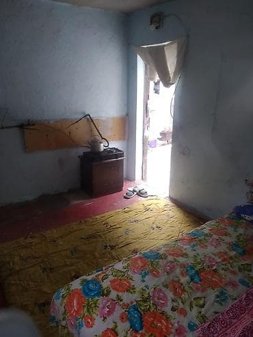 zabrat otel: Kirayə verilir: həyət evində sadə təkotaqlı otaq - Otaq həyətə çıxışı — 1