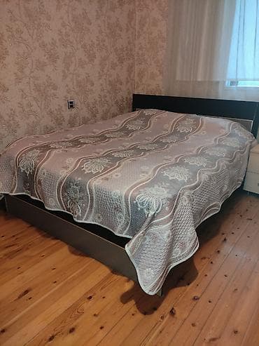 Mebel: İşlənmiş, İkinəfərlik çarpayı, Matras ilə, Siyirməsiz, Azərbaycan — 1