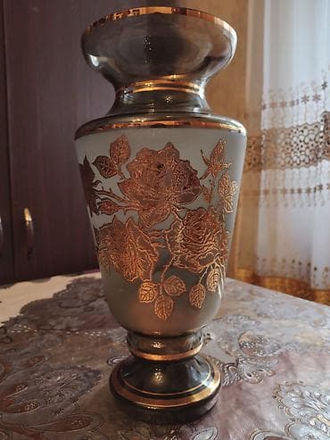 madonna servis: Kolleksiya üçün dekorativ qab-qacaq və vazalar dəsti - Porcelan — 4