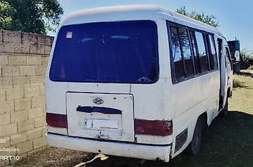 disk teker barter: Hyundai midibus - Korpus: Ağ rəngli, şəhərdaxili və yaxın məsafəli — 4