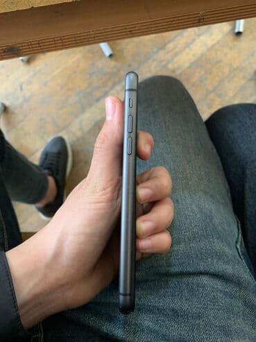 Техника для кухни: IPhone 11, 64 ГБ, Space Gray — 1