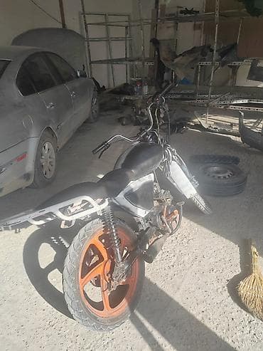 disk alıram: Moped/motosiklet karkası və hissələri - Çərçivə: yüngül metal karkas — 1