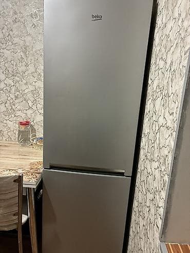 İşlənmiş 2 qapılı Beko Soyuducu Satılır, rəng - Gümüşü — 1